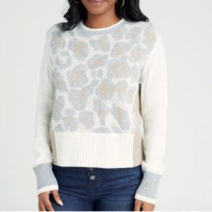 Animal Print Crew Neck Pullover in Animal Combo